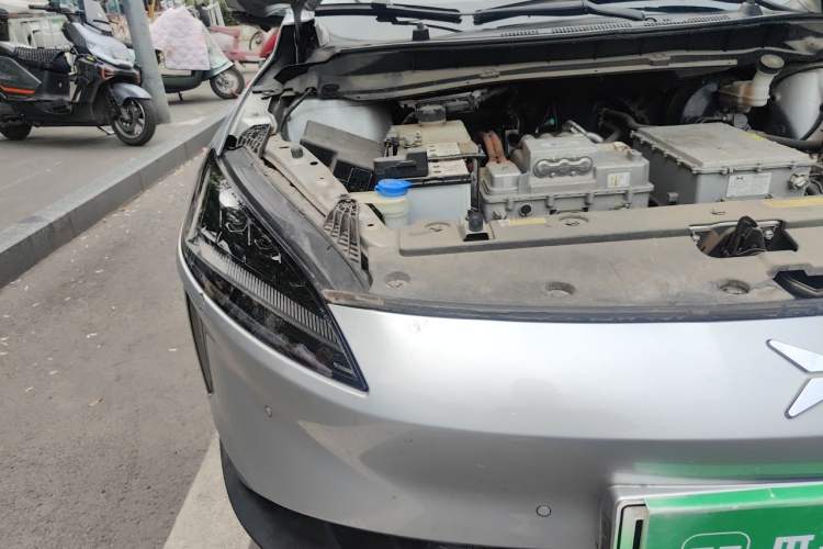 Used XPeng G3 2020 520 Smart Edition Engine Bay Right