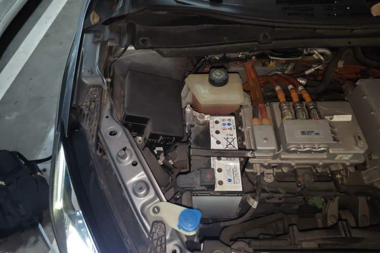 Used XPeng G3 2020 520 Smart Edition Engine Bay Right