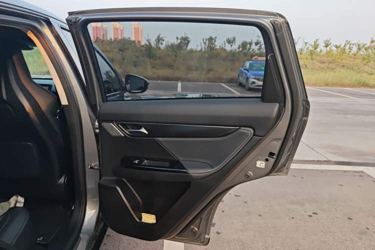 Used XPeng G3 2020 520 Smart Edition Interior 6
