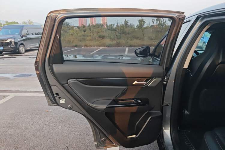 Used XPeng G3 2020 520 Smart Edition Interior 8