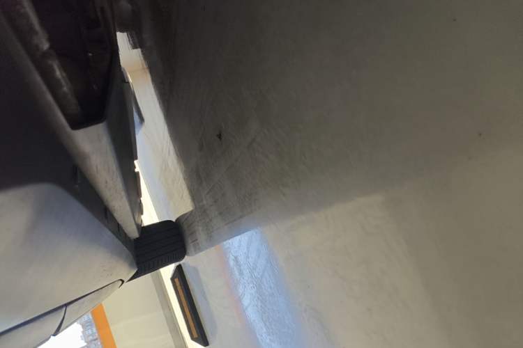 Used XPeng G3 2020 460 Smart Edition Left Side Sill