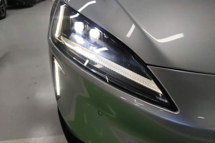 Used XPeng G3 2020 520 Luxury Edition Right Front Headlight