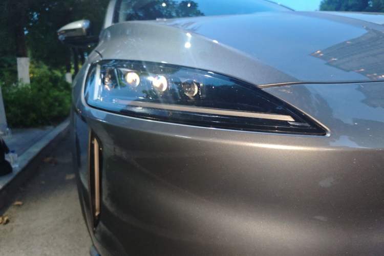 Used XPeng G3 2020 520i Enjoyment Edition Right Front Headlight