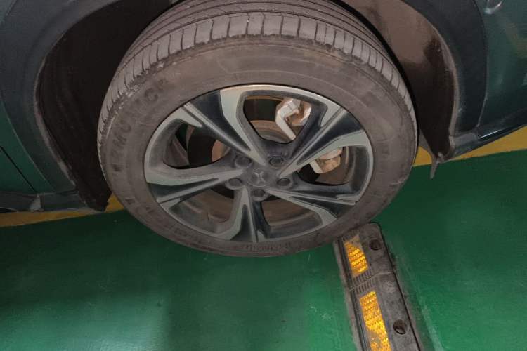 Used XPeng G3 2020 520 Enjoyment Edition Right Front Wheel Hub