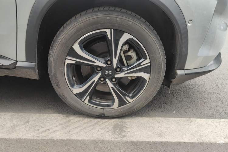 Used XPeng G3 2020 520 Smart Edition Right Front Wheel Hub