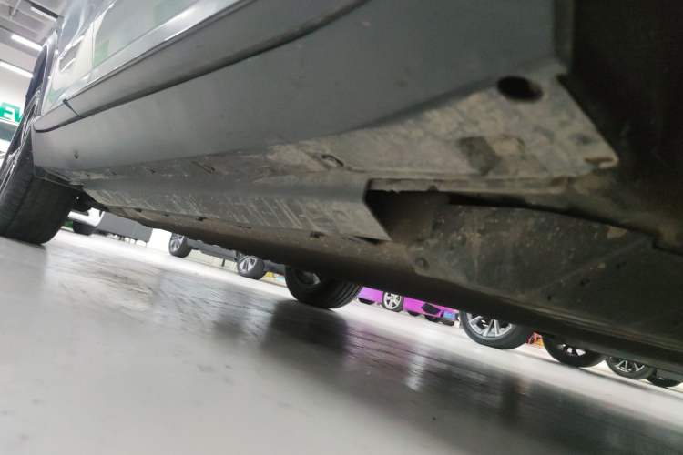 Used XPeng G3 2020 520 Luxury Edition Right Side Sill