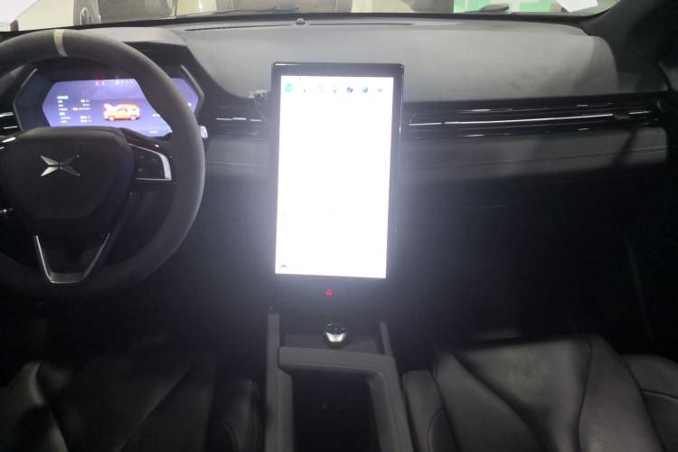 Used XPeng G3 2020 520 Smart Edition Audio And AC Panel