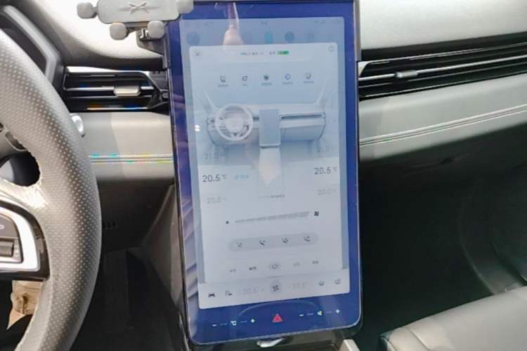 Used XPeng G3 2020 520i Luxury Edition Audio And AC Panel