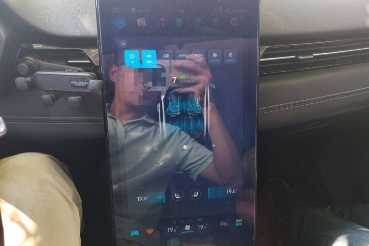 Used XPeng G3 2020 520 Smart Edition Audio And AC Panel