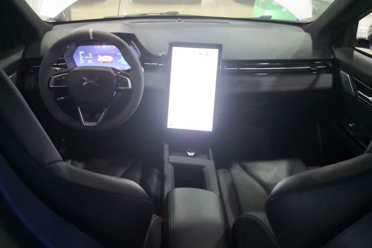 Used XPeng G3 2020 520 Smart Edition Center Console