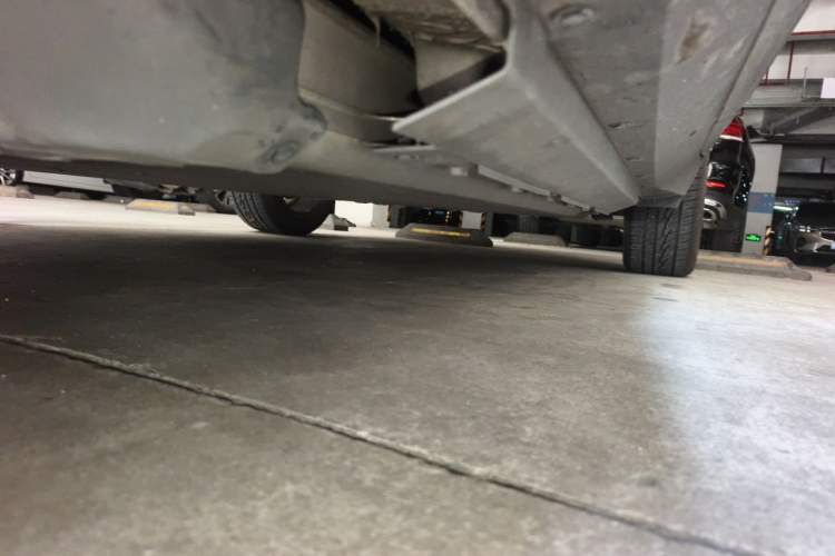 Used XPeng G3 2020 520 Smart Edition Chassis Front Left