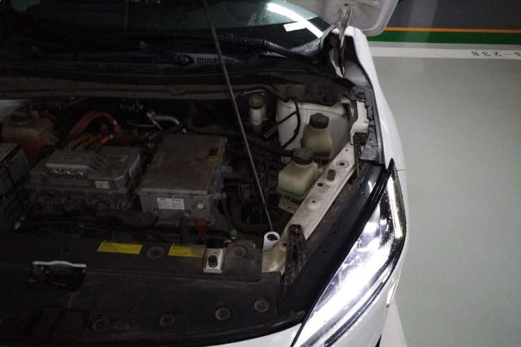 Used XPeng G3 2020 520 Smart Edition Engine Bay Left