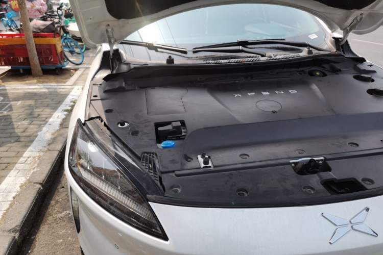 Used XPeng G3 2020 520 Smart Edition Engine Bay Right
