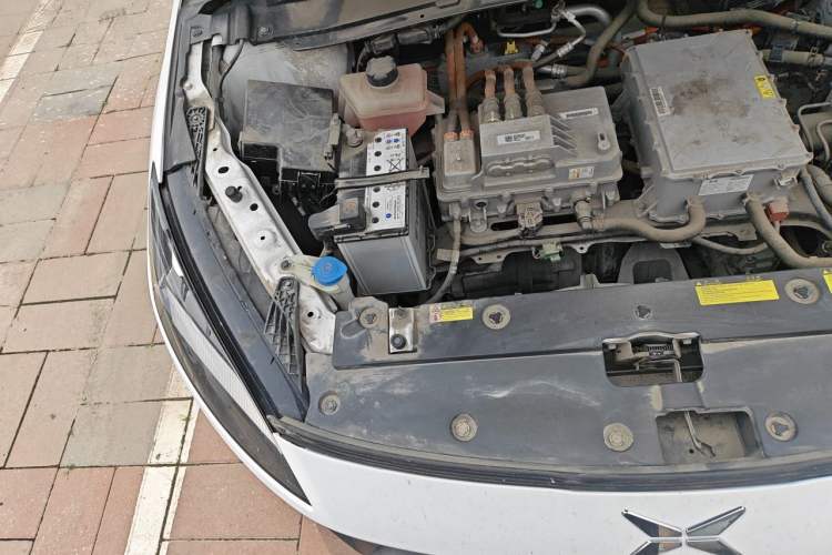 Used XPeng G3 2020 520 Smart Edition Engine Bay Right