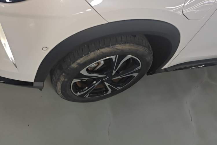 Used XPeng G3 2020 460i Luxury Edition Exterior 4