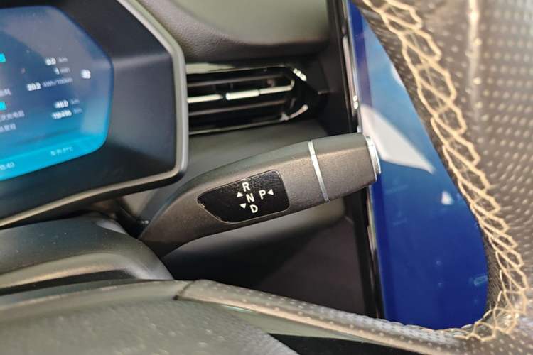 Used XPeng G3 2020 520 Smart Edition Gear Lever