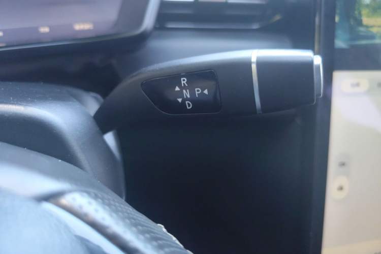Used XPeng G3 2020 520 Smart Edition Gear Lever