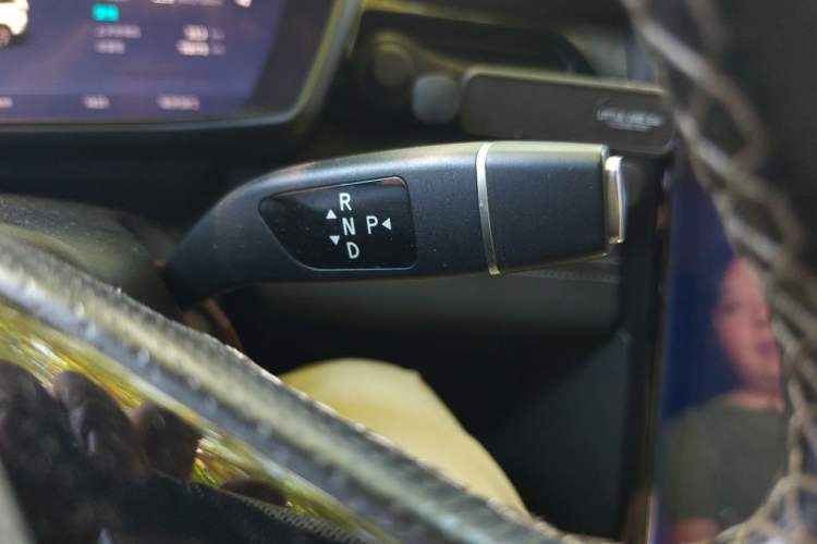 Used XPeng G3 2020 520 Smart Edition Gear Lever