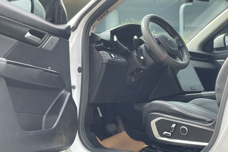Used XPeng G3 2020 520 Smart Edition Interior 2