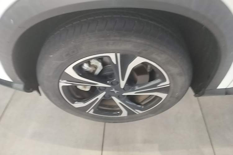 Used XPeng G3 2020 520i Luxury Edition Left Front Wheel Hub