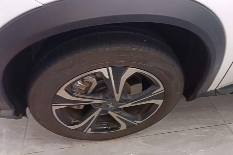 Used XPeng G3 2020 520i Luxury Edition Left Front Wheel Hub