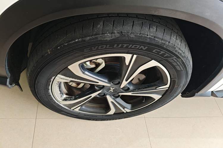 Used XPeng G3 2020 520 Smart Edition Left Front Wheel Hub