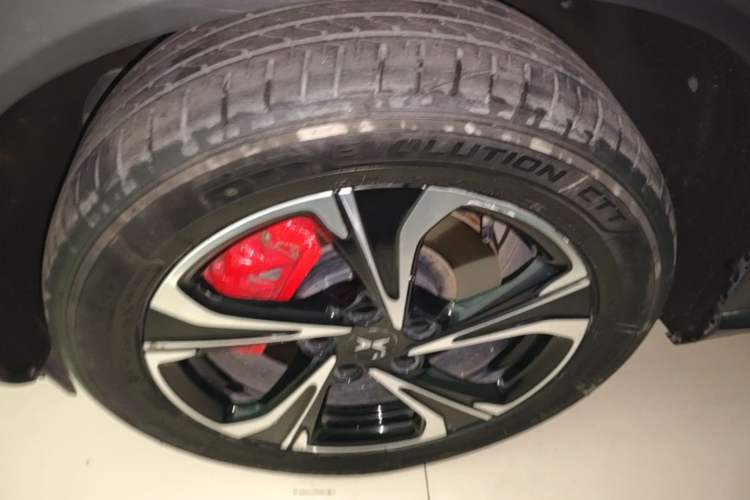 Used XPeng G3 2020 520 Smart Edition Left Front Wheel Hub