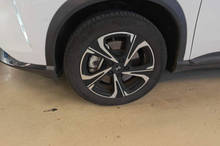 Used XPeng G3 2020 520i Enjoyment Edition Left Front Wheel Hub