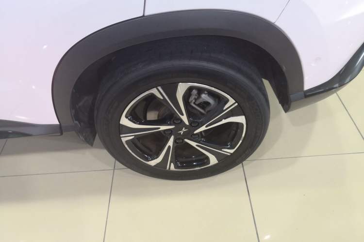 Used XPeng G3 2020 520 Smart Edition Left Rear Wheel Hub