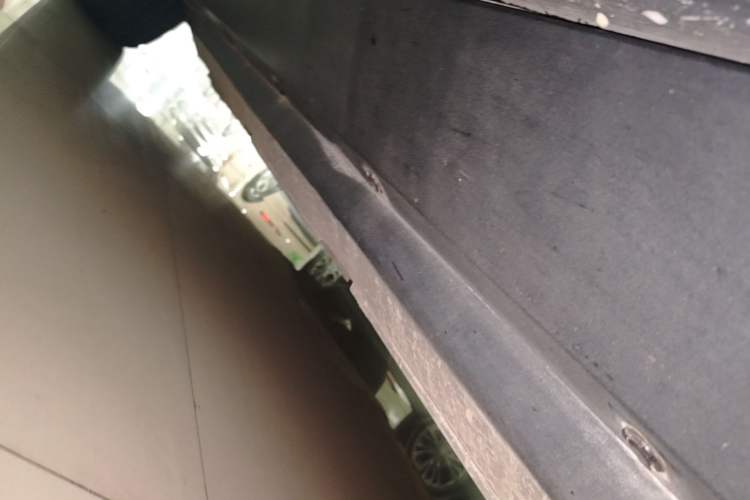 Used XPeng G3 2020 520 Smart Edition Left Side Sill