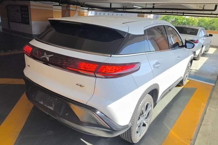 Used XPeng G3 2020 460i Luxury Edition Rear Right 45 Deg