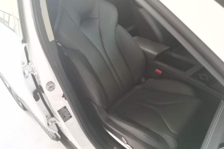 Used XPeng G3 2020 460i Luxury Edition Right Front Seat