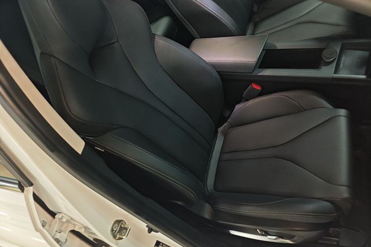 Used XPeng G3 2020 520i Luxury Edition Right Front Seat