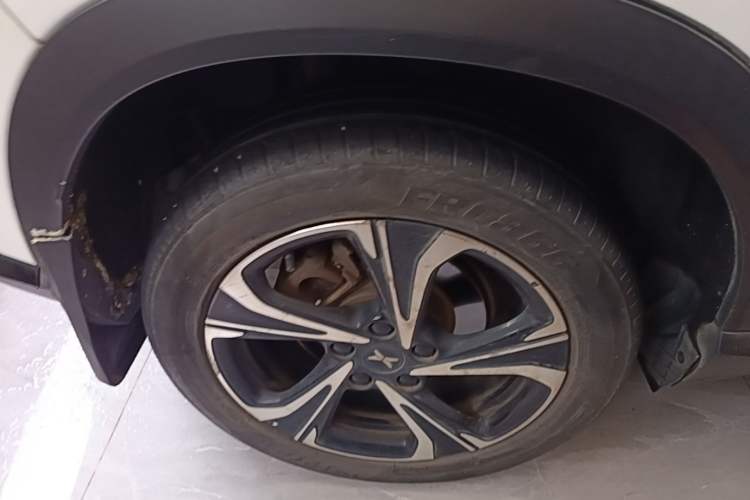 Used XPeng G3 2020 520i Luxury Edition Right Rear Wheel Hub