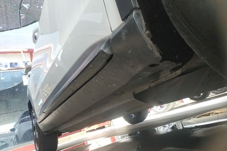 Used XPeng G3 2020 520 Smart Edition Right Side Sill