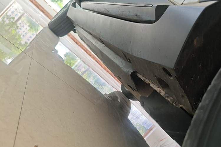 Used XPeng G3 2020 520 Smart Edition Right Side Sill