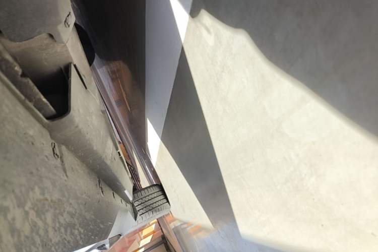 Used XPeng G3 2020 460i Luxury Edition Right Side Sill