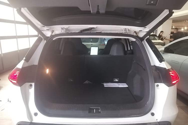 Used XPeng G3 2020 520i Luxury Edition Trunk