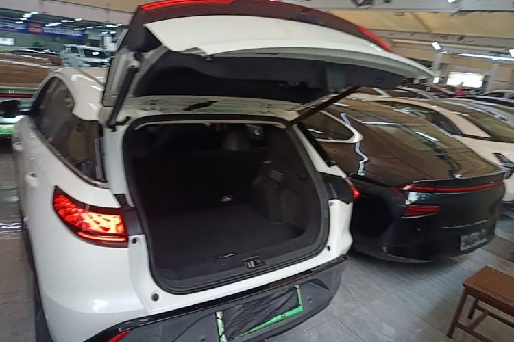 Used XPeng G3 2020 520i Luxury Edition Trunk