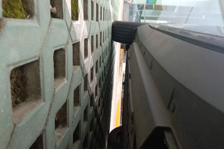 Used XPeng G3 2021 G3i 520G Chassis Front Right