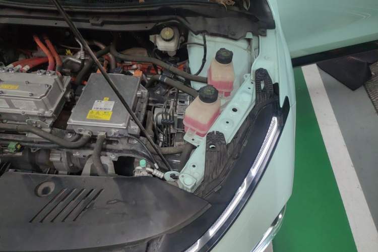 Used XPeng G3 2021 G3i 460G Engine Bay Left