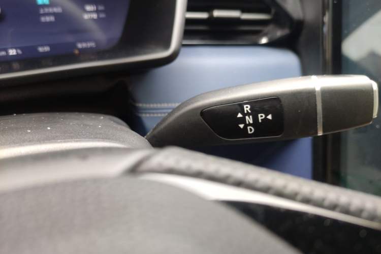 Used XPeng G3 2021 G3i 460N Gear Lever