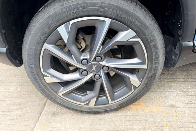Used XPeng G3 2021 G3i 460N Right Rear Wheel Hub