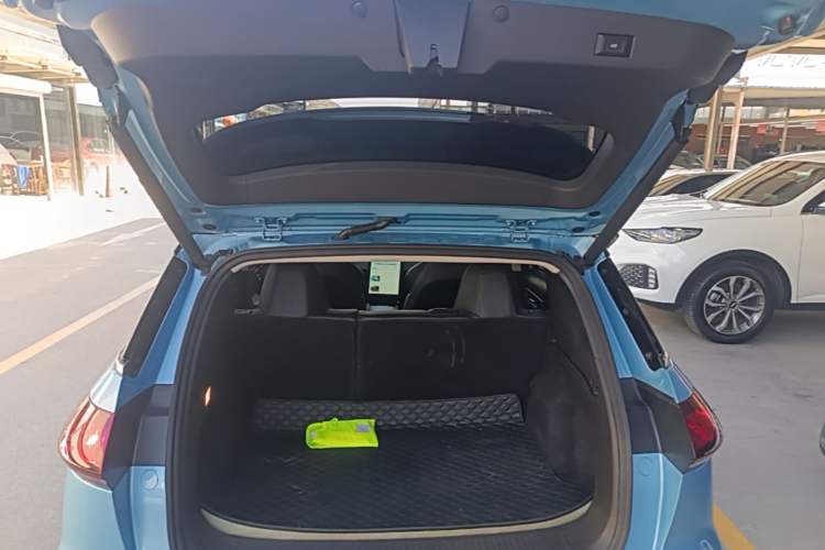 Used XPeng G3 2021 G3i 460G Trunk