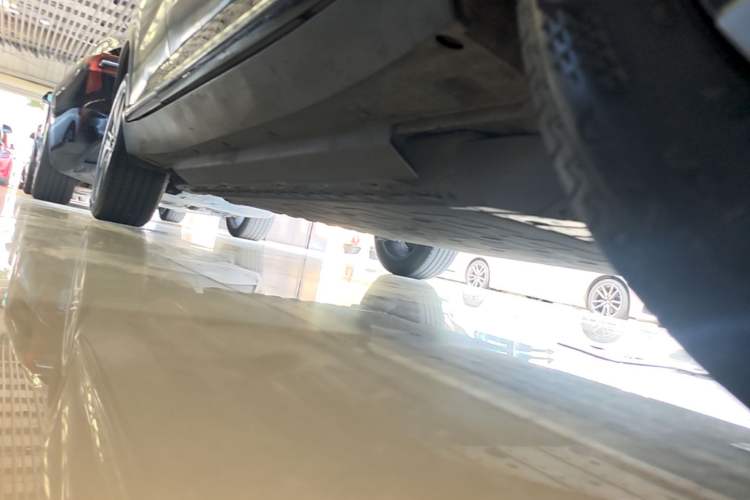 Used XPeng G3 2021 G3i 460G Right Side Sill