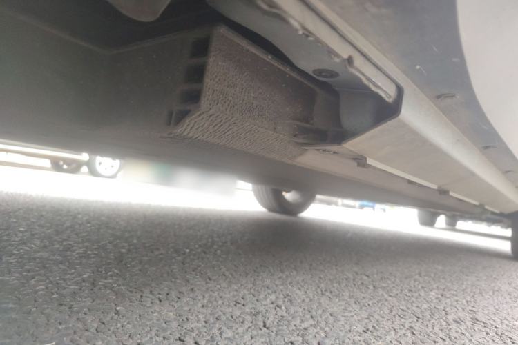Used XPeng G3 2021 G3i 460N Chassis Rear Right