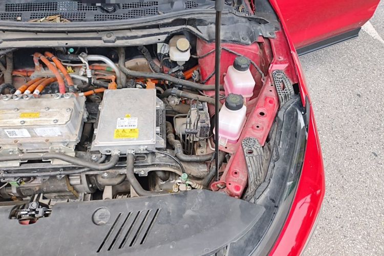 Used XPeng G3 2021 G3i 520N Engine Bay Left