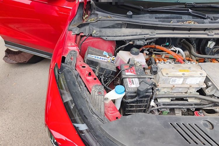 Used XPeng G3 2021 G3i 520N Engine Bay Right