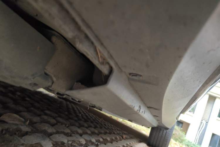 Used XPeng G3 2021 G3i 520G Chassis Front Left