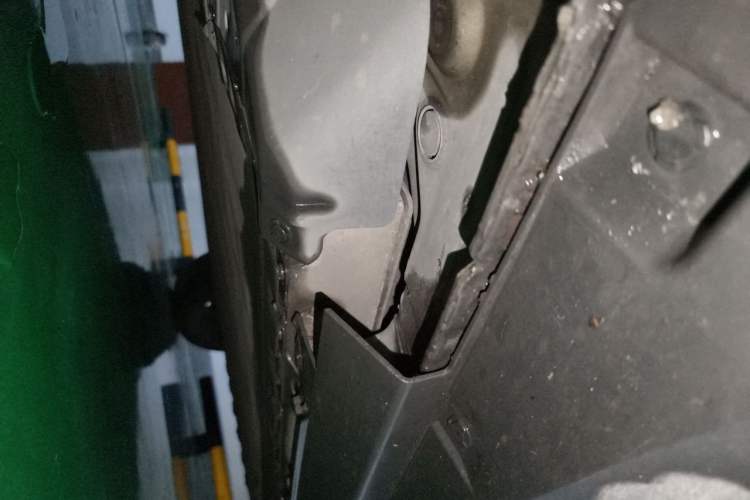 Used XPeng G3 2021 G3i 520N Chassis Front Left